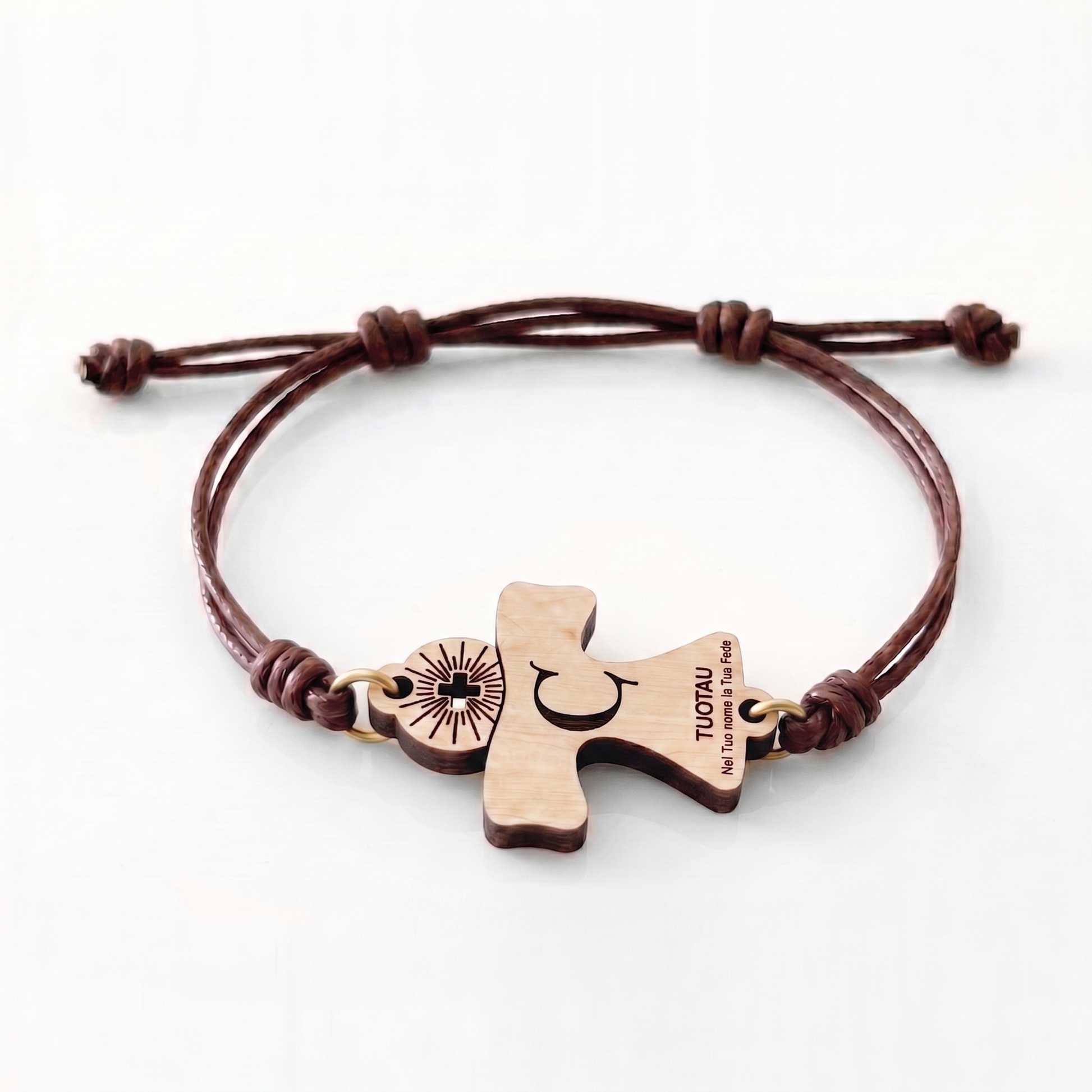 Iniziale C — bracciale in pioppo